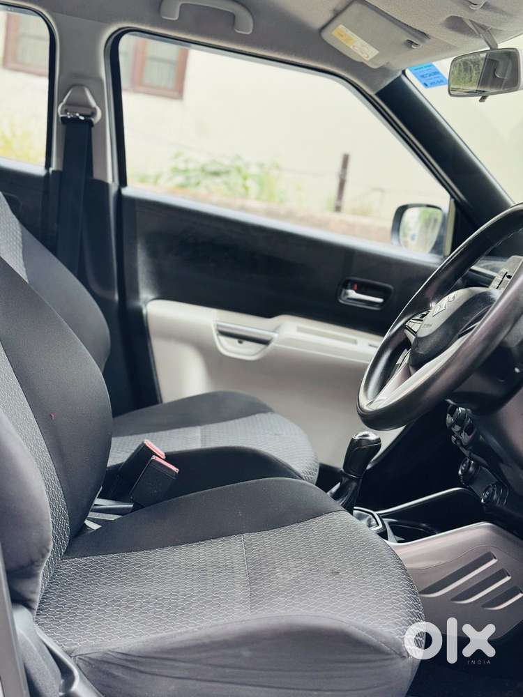 Maruti Suzuki Ignis 1.2 Delta Mt, 2023, Petrol