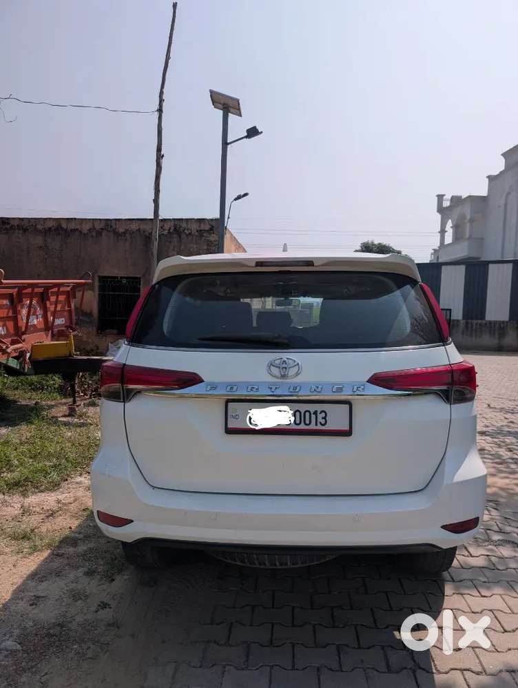 Toyota Fortuner Diesel 2018 With 117000 Km , Paid No