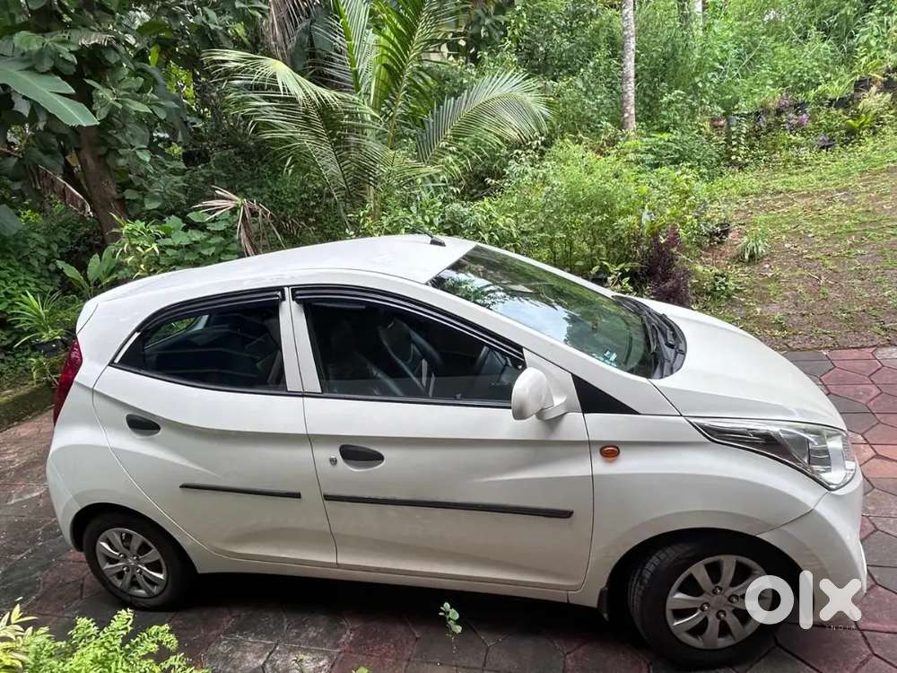 Hyundai Eon Magna + Bsiv