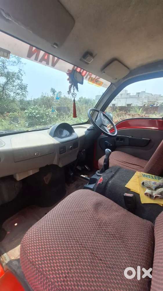 Tata Magic School Van