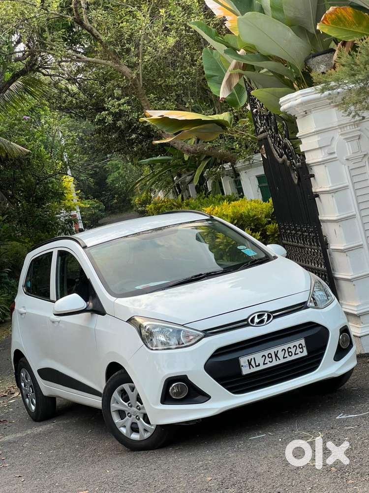 Hyundai Grand I10 Sportz O 1.2, 2015, Petrol