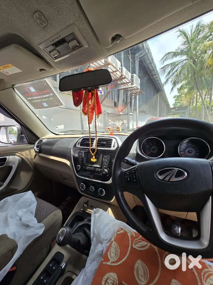 Best Quality Mahindra Tuv 300 Diesel 2016 Tax Clear Upto 2031