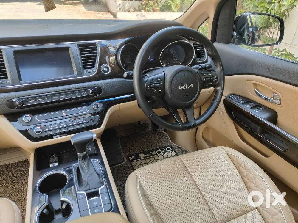 Kia Carnival Limousine Plus 7 Str, 2022, Diesel