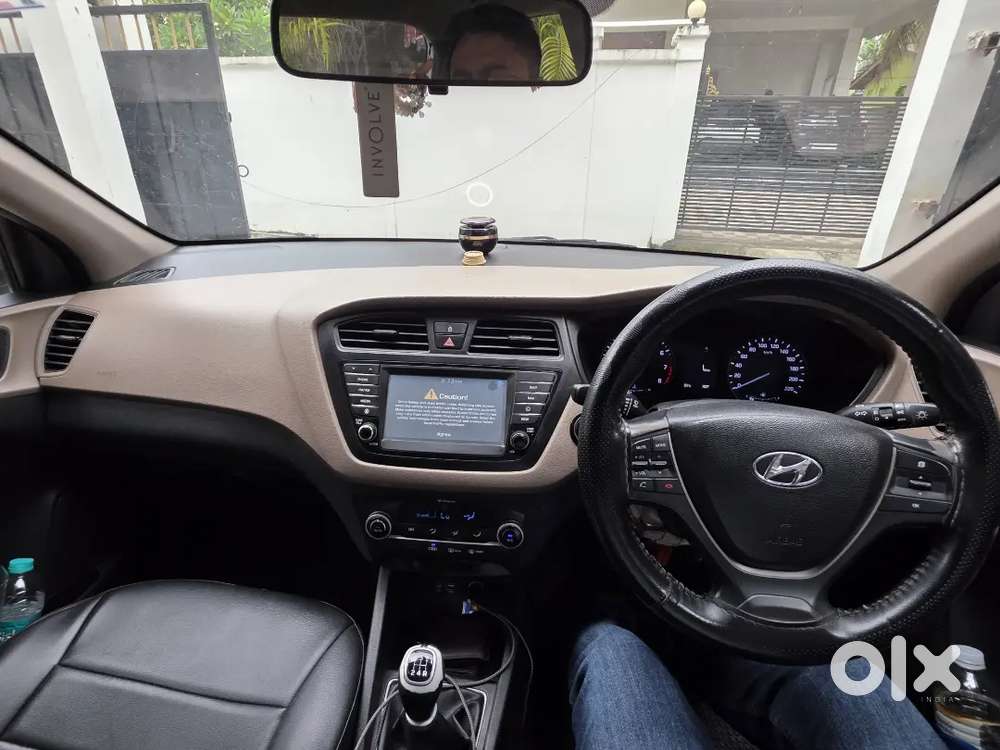 Hyundai I20 Asta Optional (top Model) – 2017 Petrol