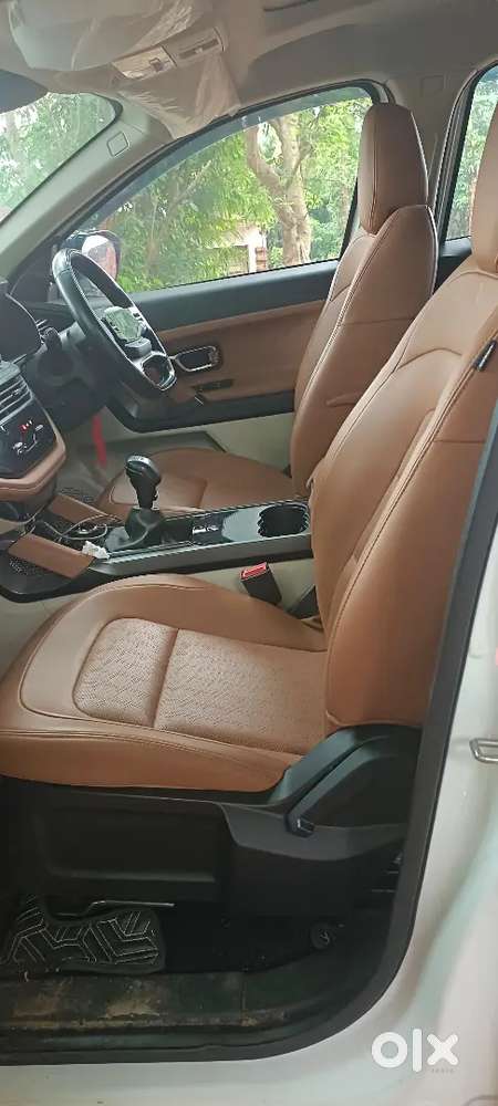 Tata Safari Adventure 2024 Plus