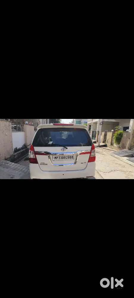 Toyota Innova 2012 Diesel 190000 Km Driven
