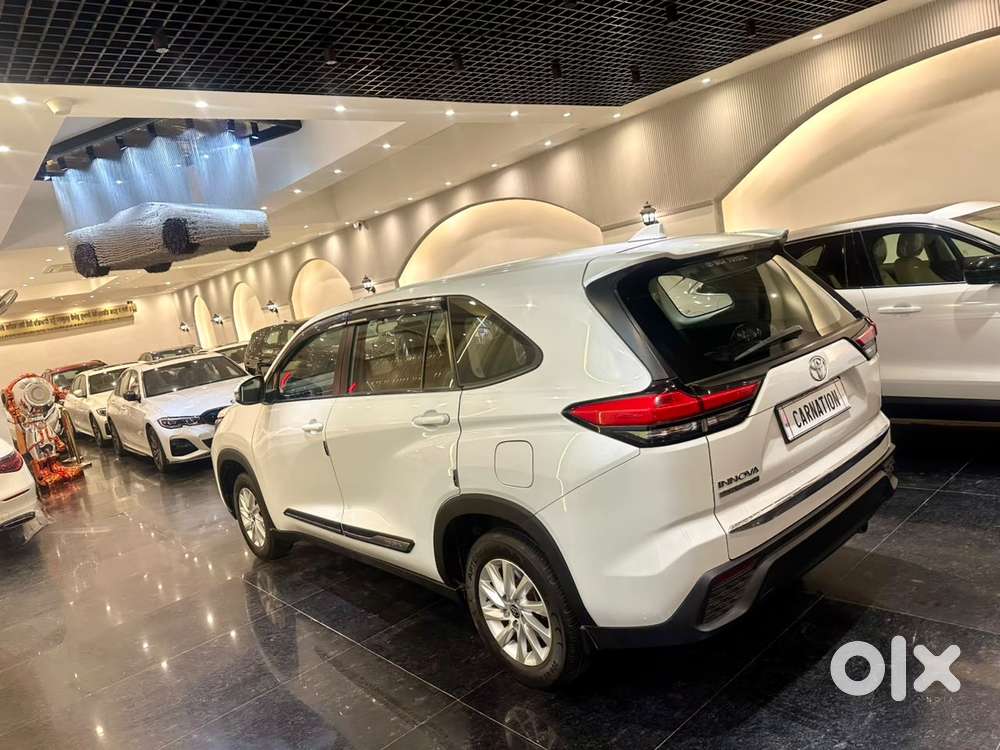 Toyota Innova Hycross 2.0 Gx 8 Str, 2023, Petrol