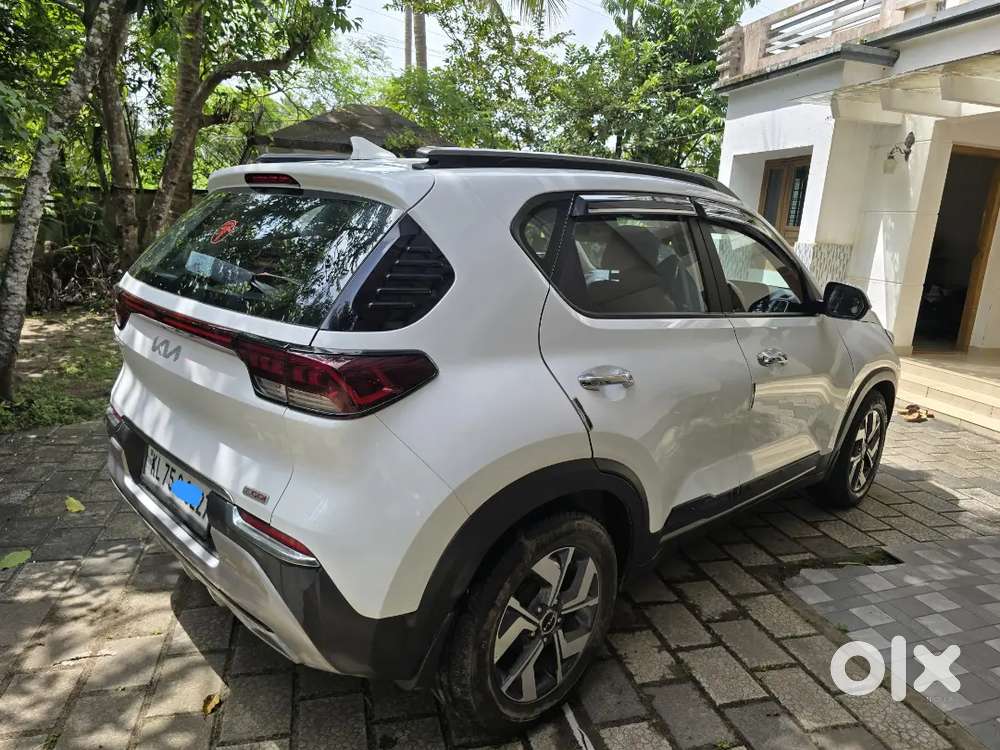 Kia Sonet 1.0 Petrol Automatic 2023