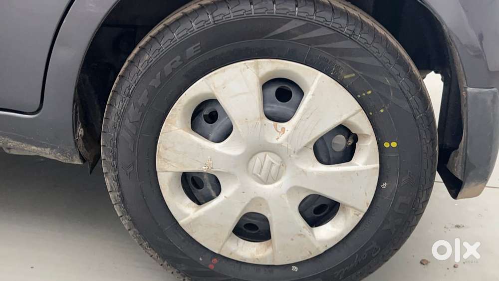 Maruti Suzuki Ritz Vxi, 2013, Petrol