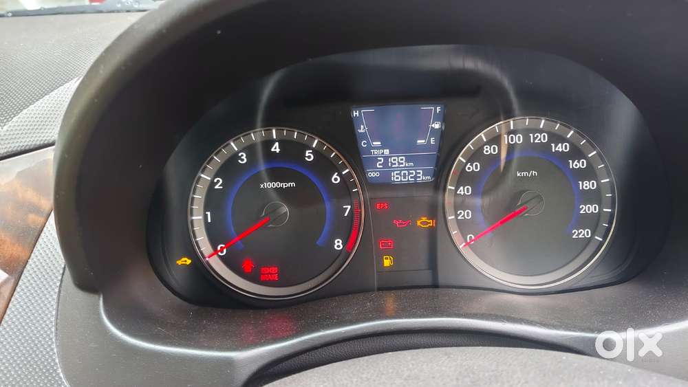 Hyundai Verna Fluidic 1.6 Vtvt Sx, 2014, Petrol