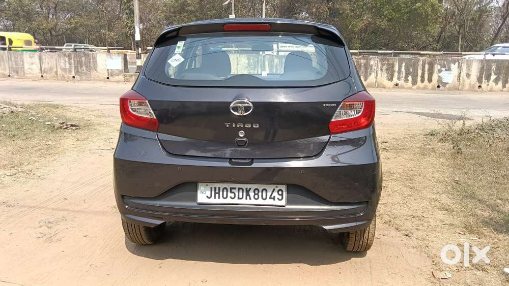 Tata Tiago 1.2 Revotron Xt, 2023, Cng & Hybrids