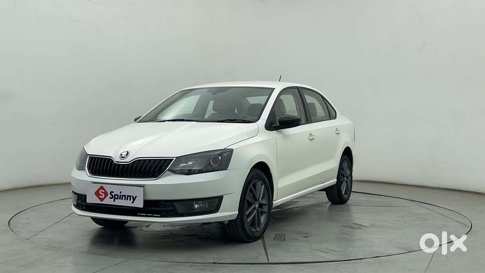 Skoda Rapid 1.6 Mpi At Style, 2017, Petrol