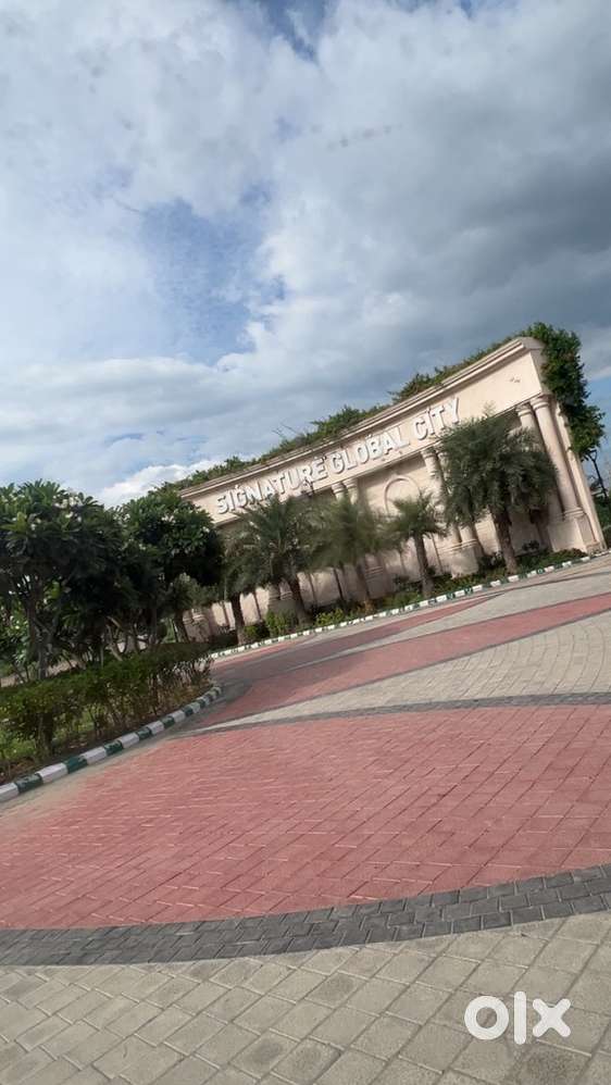 room washroom,modular kitchen almira ,led pannel ,roof