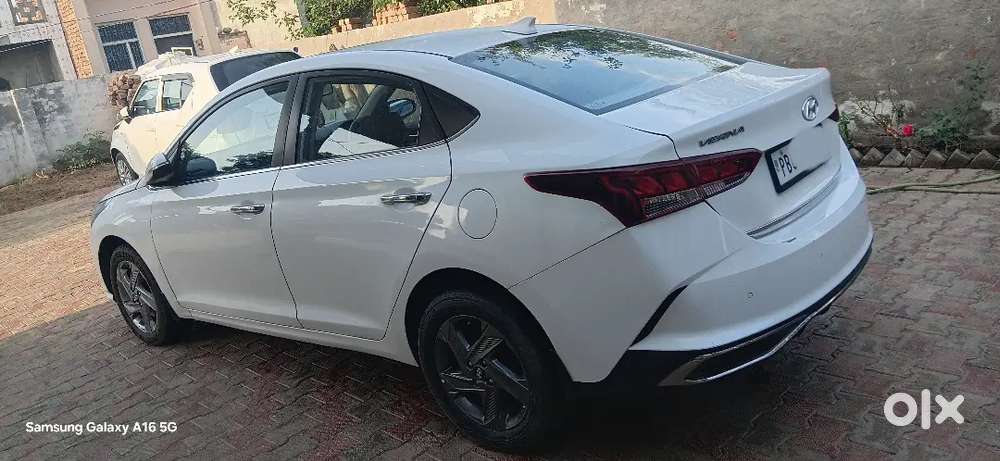 Hyundai Verna 2020 Diesel 100205 Km Driven