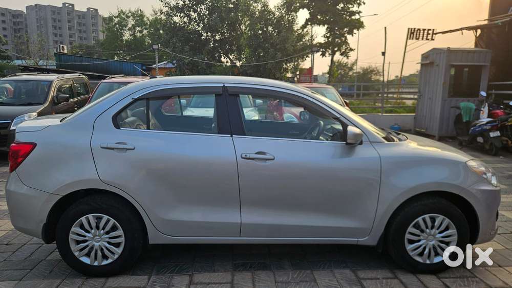 Maruti Suzuki Dzire 1.2 Vxi, 2020