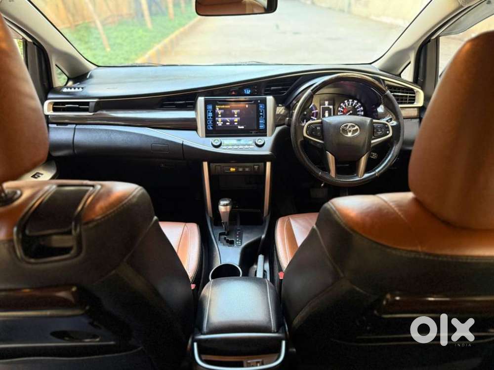 Toyota Innova Crysta 2.8z Automatic, 2019, Diesel