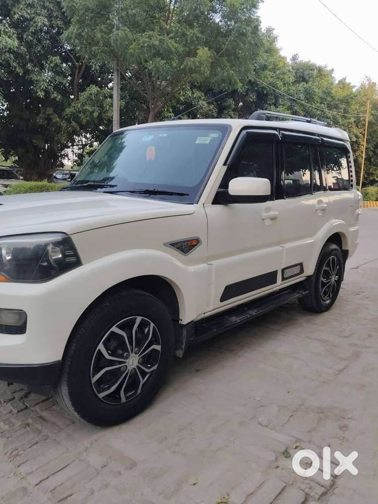 Mahindra Scorpio Diesel 2017