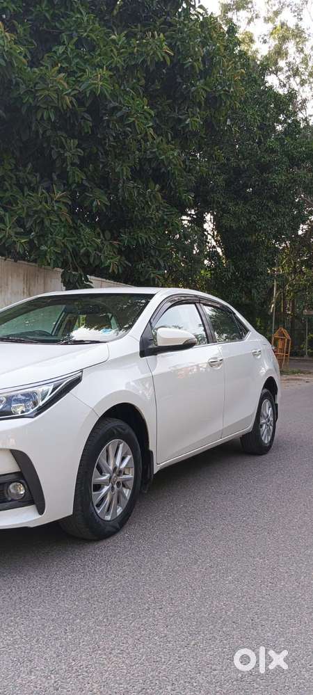 Toyota Corolla Altis 1.8 G, 2017, Petrol