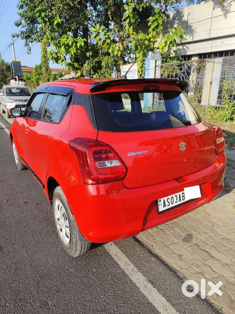 Maruti Suzuki Swift Vxi + Manual, 2021, Petrol