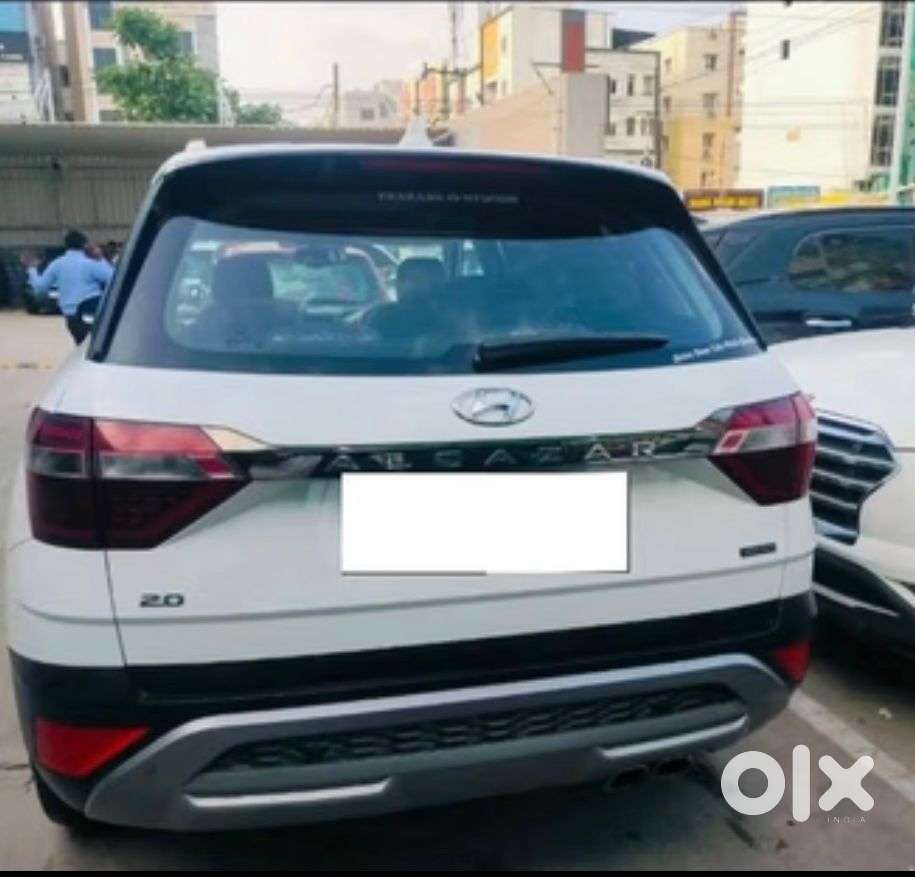 Hyundai Alcazar 2.0 Signature (o) Petrol At 7 Str, 2022, Petrol