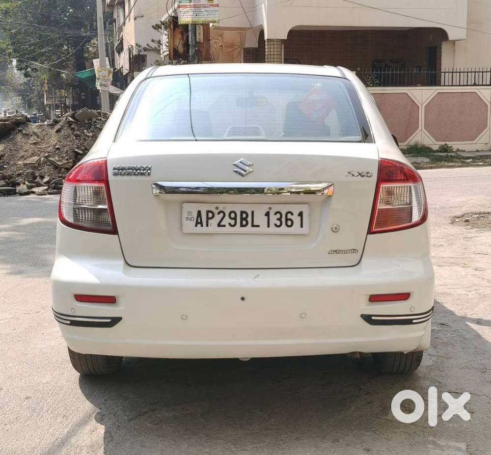 Maruti Suzuki Sx4 Zxi Automatic Bs-iv, 2011, Petrol