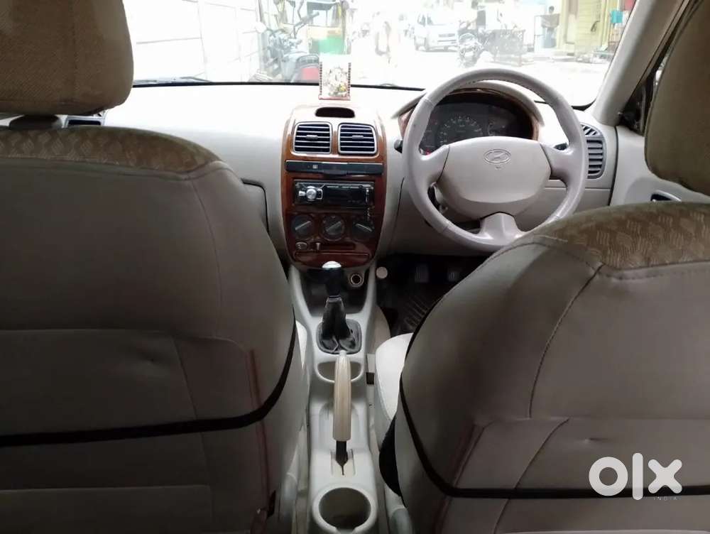 Hyundai Accent Executive 2011