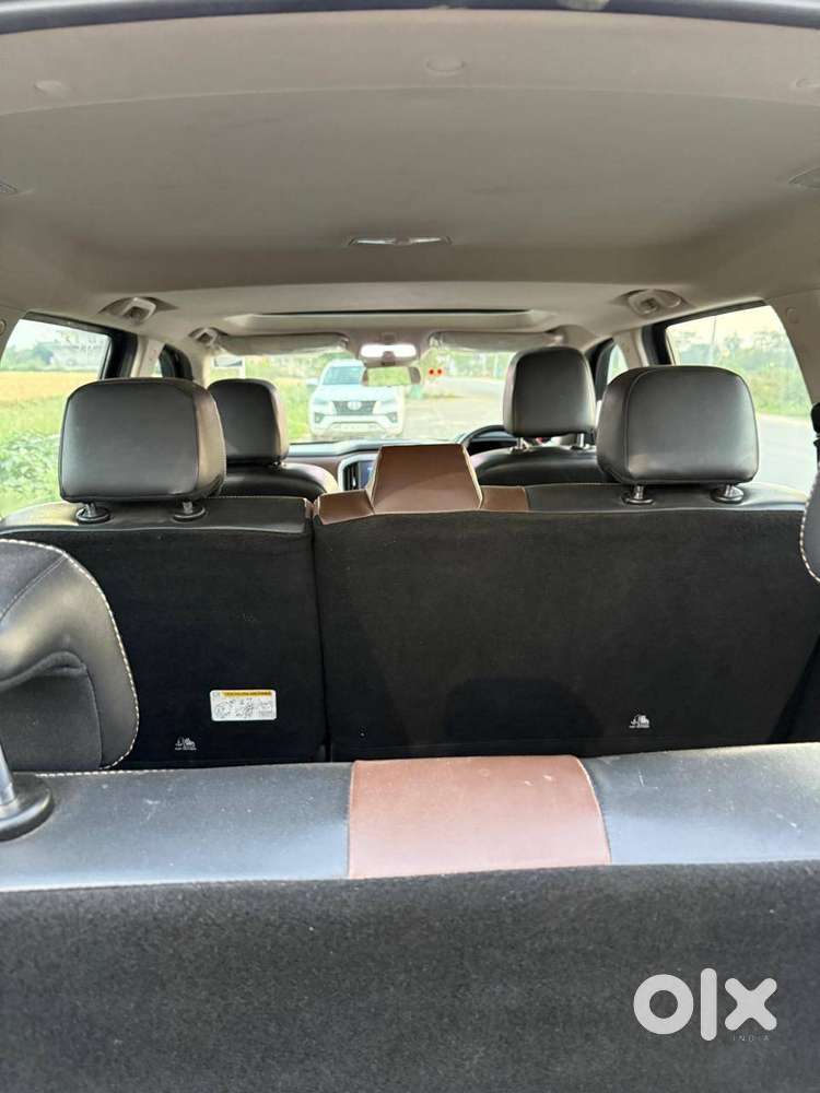 Mahindra Scorpio-n 2024 Petrol Well Maintained