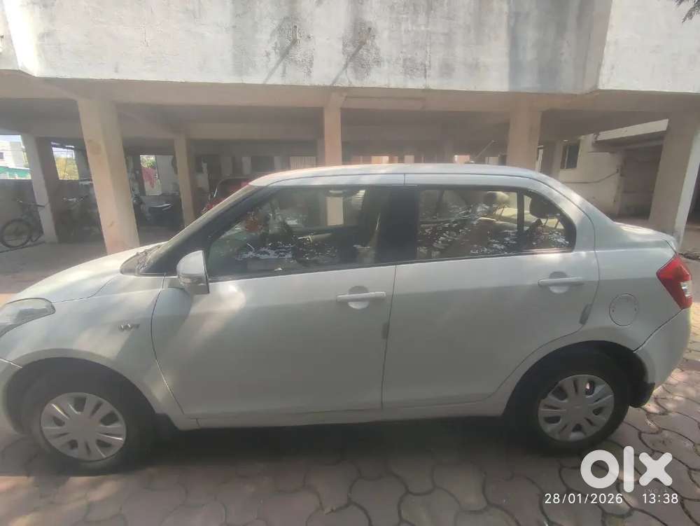 Maruti Suzuki Dzire 1.2 Vxi 2013