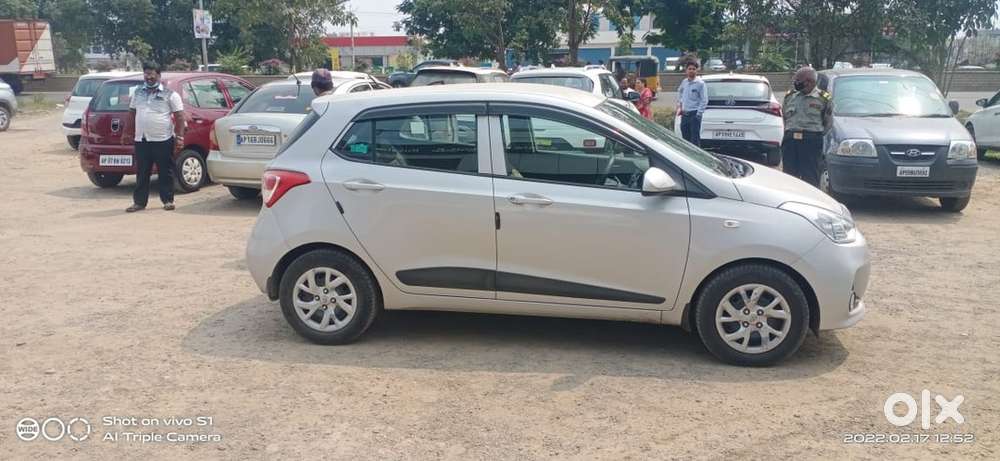 Hyundai Grand I10 2017 Year