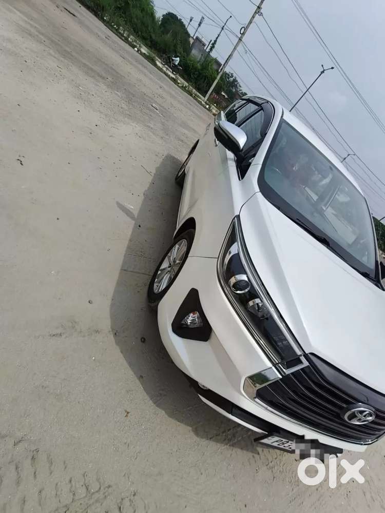 Toyota Innova Crysta 2.8 Zx At 7 Seater, 2019, Diesel