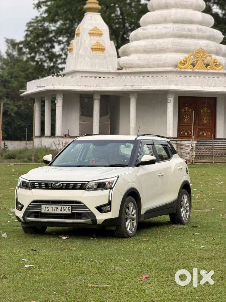 Mahindra Xuv300 W8, 2022, Petrol