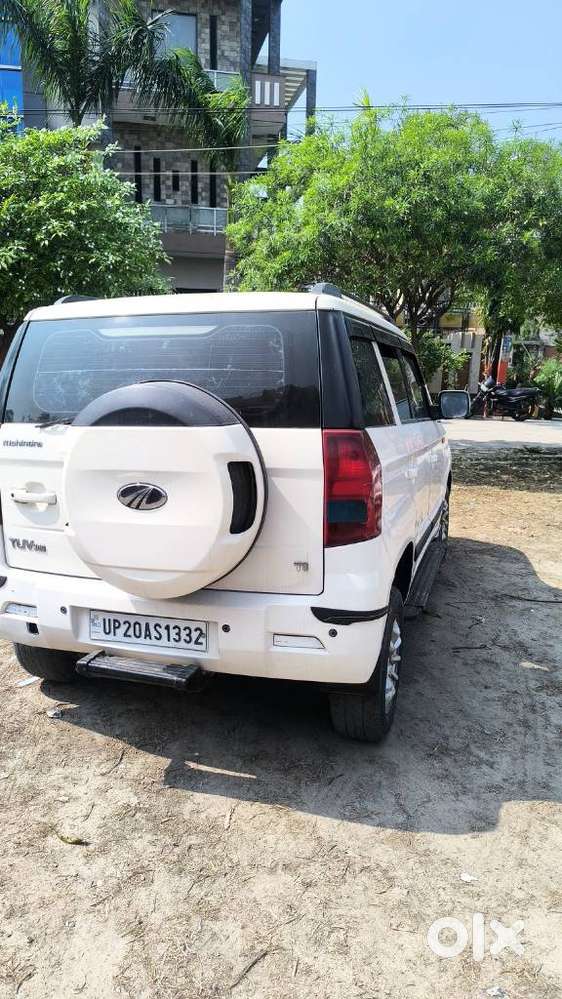 Mahindra Tuv 300 Mhawk100 T8 Dual Tone, 2015, Diesel