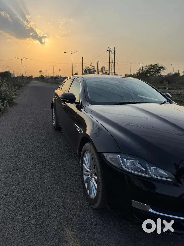 Jaguar Xj 2017 Petrol Well Maintained