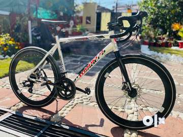 Montra helicon top