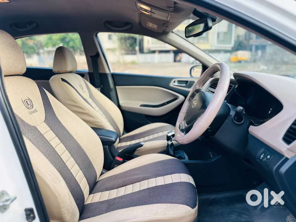Hyundai Elite I20 Asta Option, 2015, Petrol