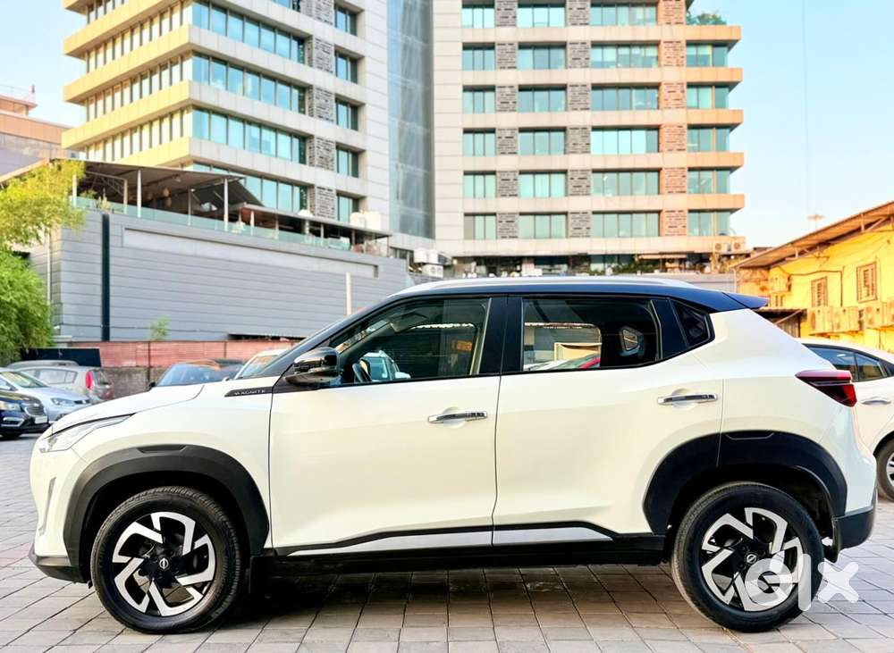 Nissan Magnite 1.0 Xv Turbo Cvt, 2022, Petrol