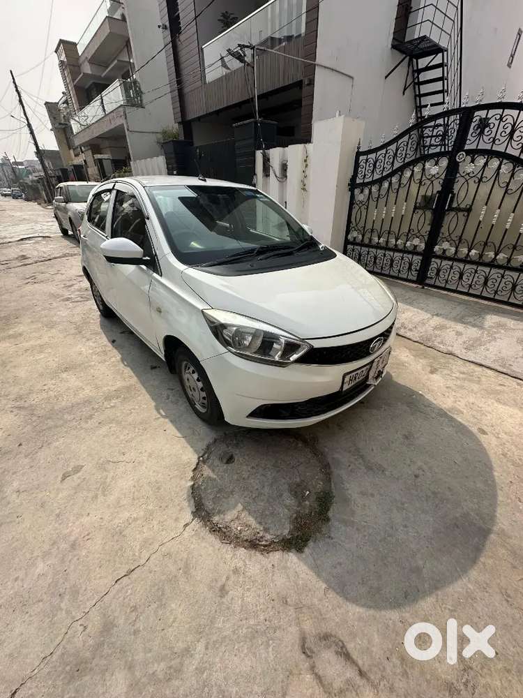Tata Tiago 2017 Petrol Well Maintained Urgent Sale