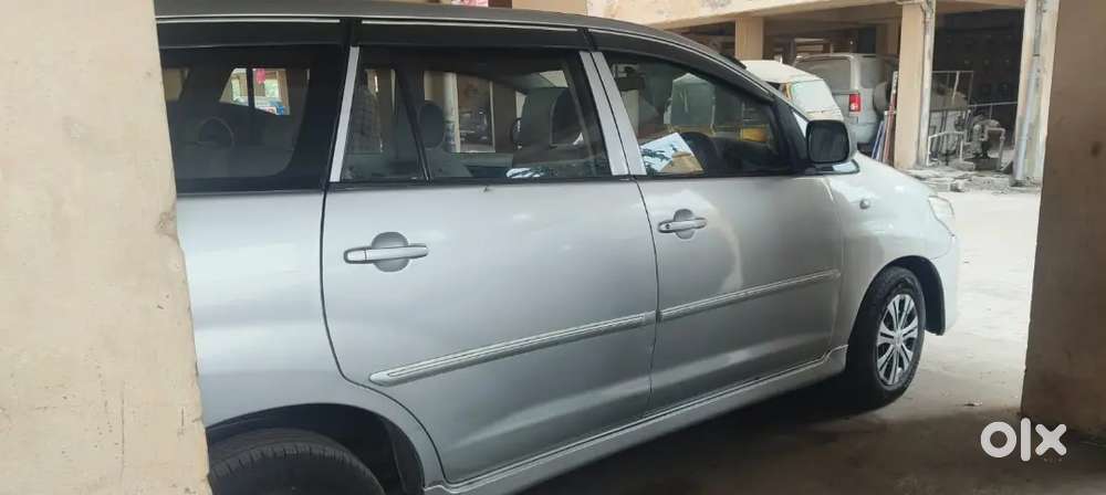 Toyota Innova Diesel 2012