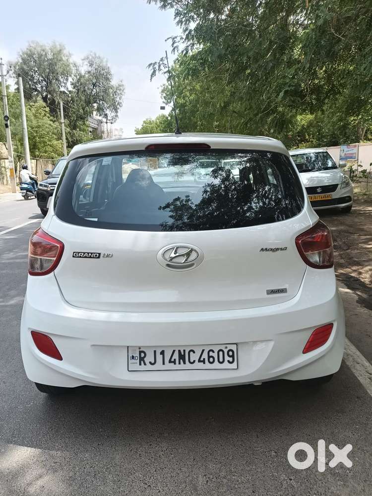 Hyundai Grand I10 Magna O At Petrol, 2016, Cng & Hybrids