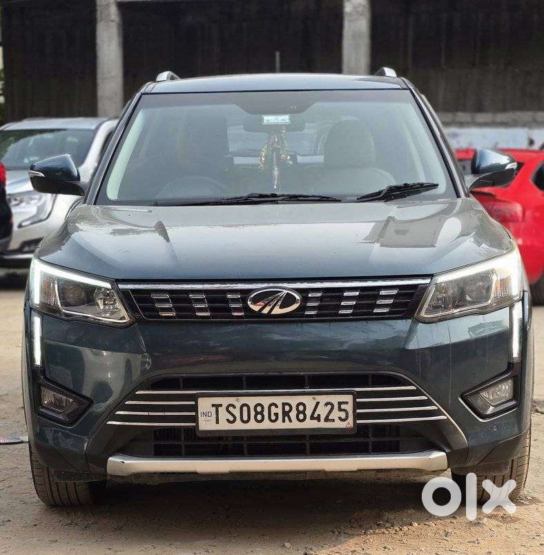 Mahindra Xuv300 W8 Amt Diesel, 2019, Diesel