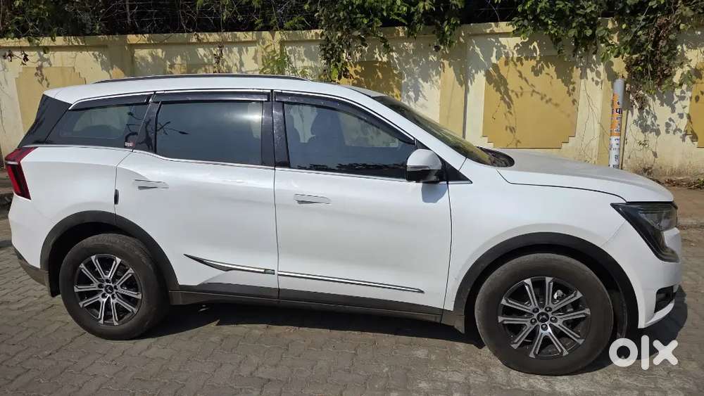Mahindra Xuv700 2025 Diesel 30000 Km Driven