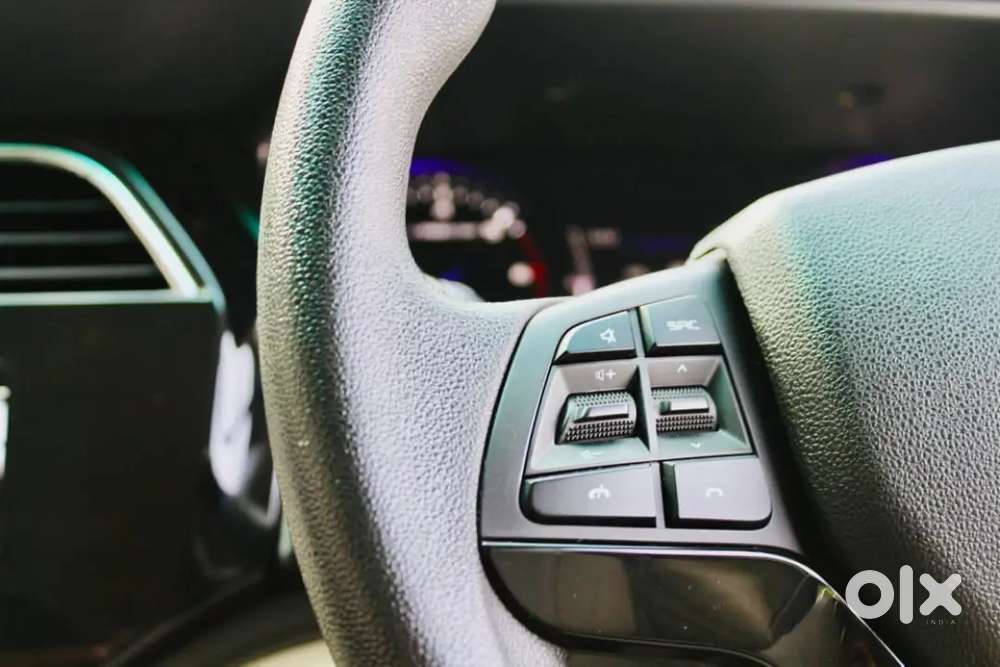 Mahindra Marazzo M6 Plus Full Option Low Kms