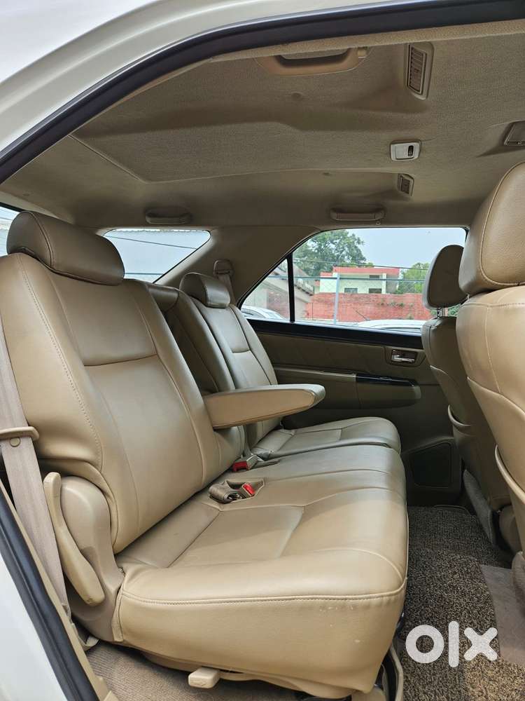 Toyota Fortuner 3.0 4x2 Automatic, 2014, Diesel
