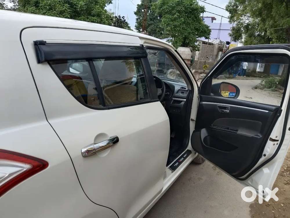 Maruti Suzuki Swift 2012
Km 55000
New Battery 
Double Key
Se