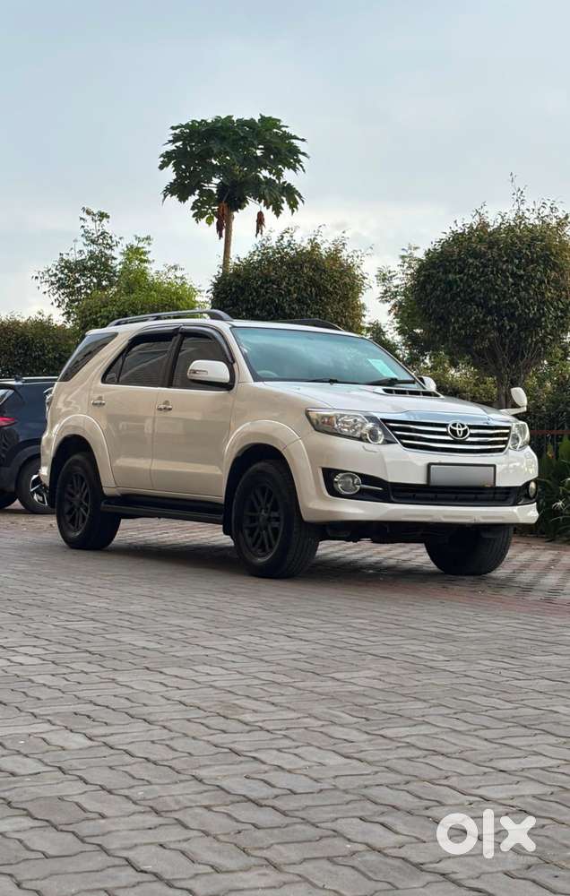 Toyota Fortuner, 2015, Diesel