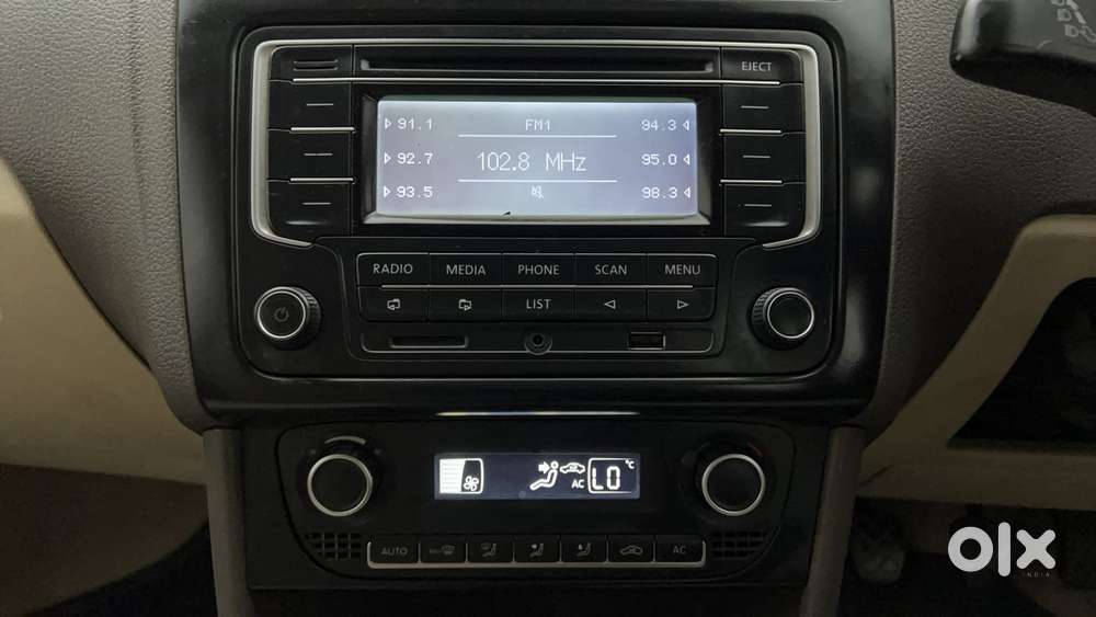 Volkswagen Vento 2010-2013 Petrol Highline, 2014, Petrol