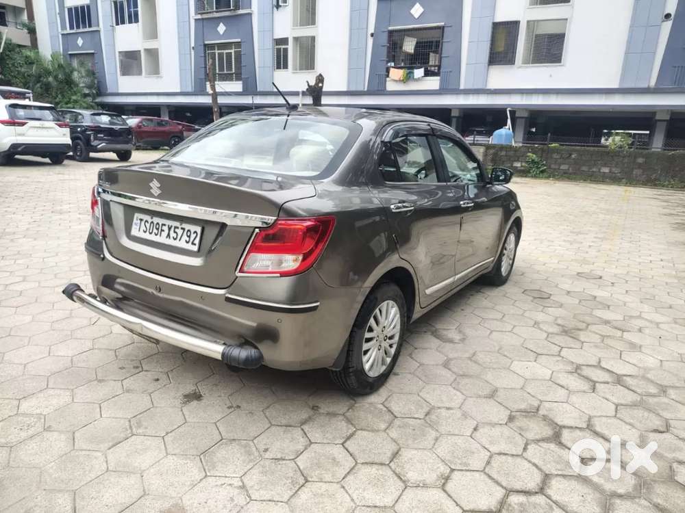 Maruti Suzuki Swift Dzire Vxi, 2022, Petrol