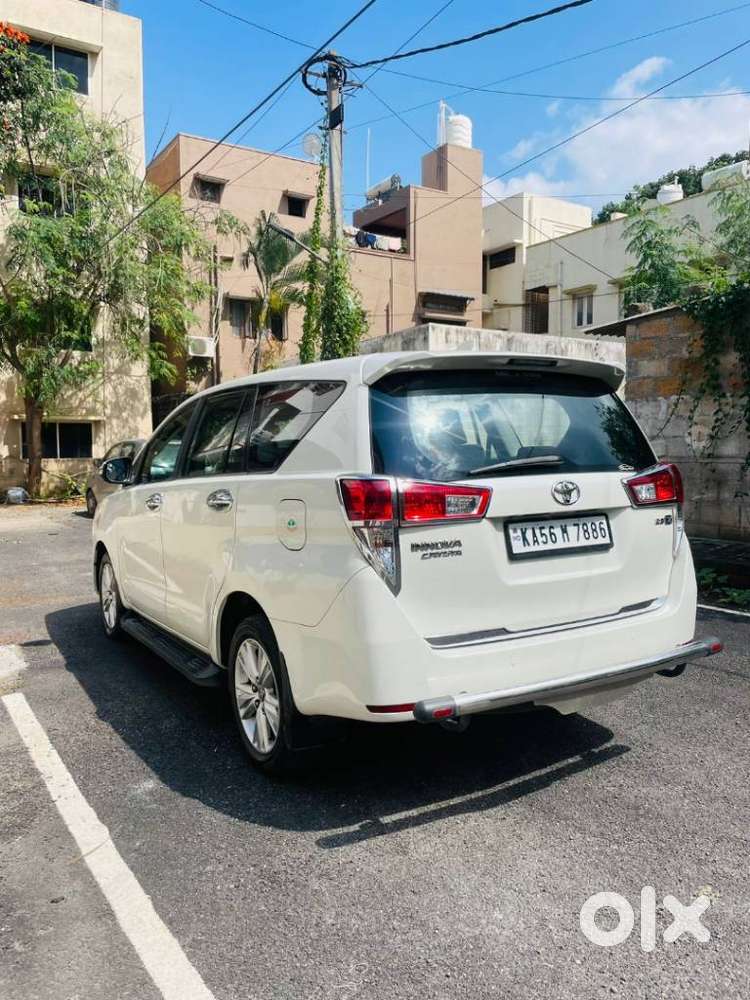 Toyota Innova Crysta 2.8z Automatic, 2016, Diesel