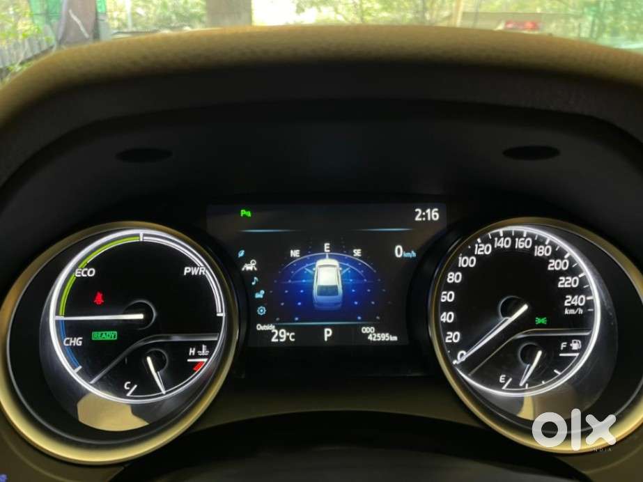 Toyota Camry Hybrid, 2021, Petrol