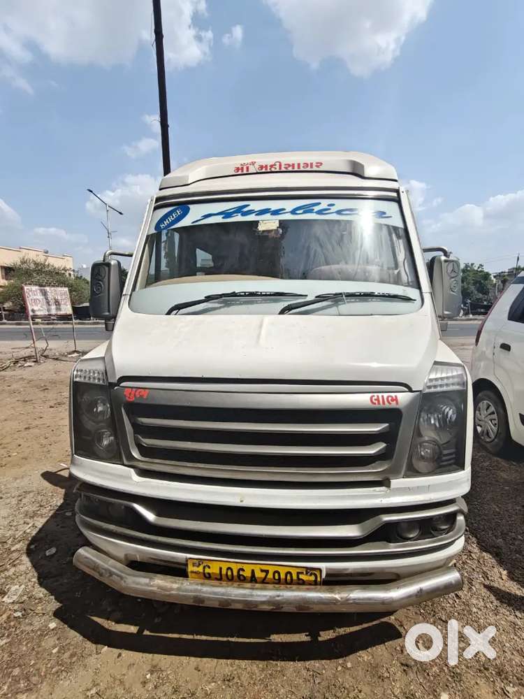20 Seat Force Traveller